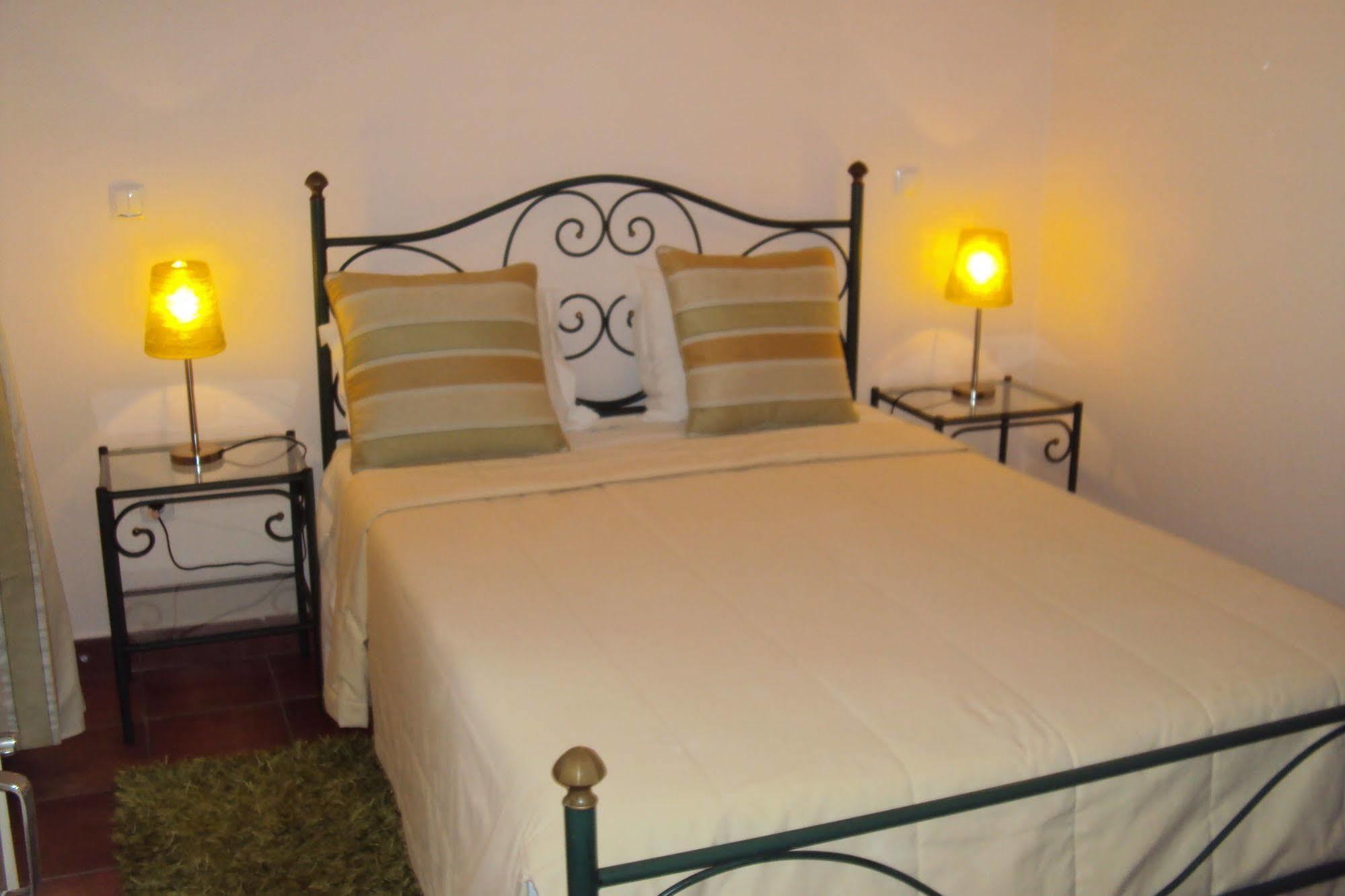 Casa Antiga Bed and Breakfast Odeceixe Εξωτερικό φωτογραφία